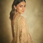 Alia Bhatt Instagram - ✨☀️🫶🌝