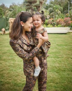 Alia Bhatt Instagram - wholesome 🫶