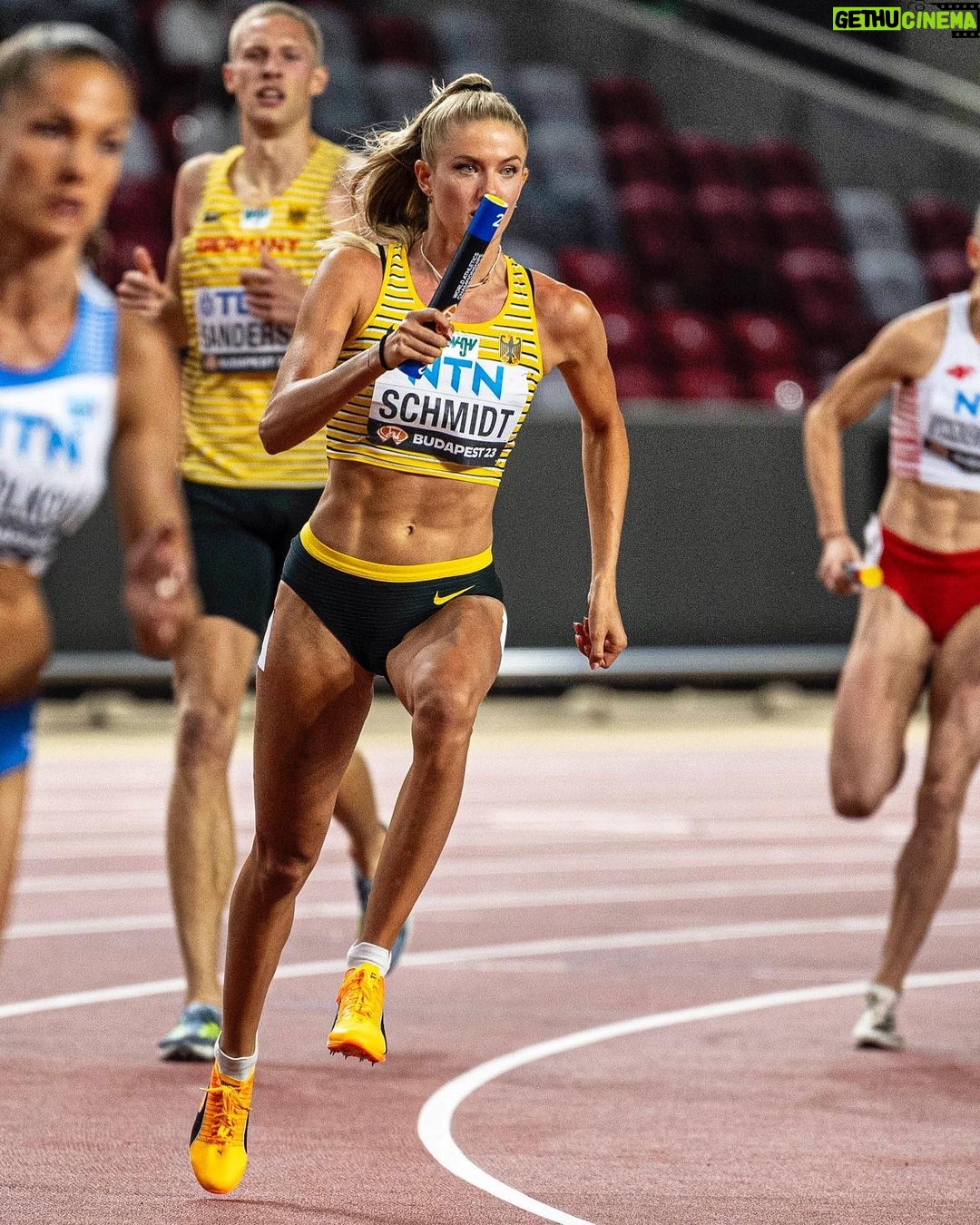 Alica Schmidt Instagram - Tomorrow it‘s GO time for another relay 🔥 catch me in the 4x400m women‘s relay at 19:55 ✊🏼 📸 @janpapenfuss Budapest, Hungary