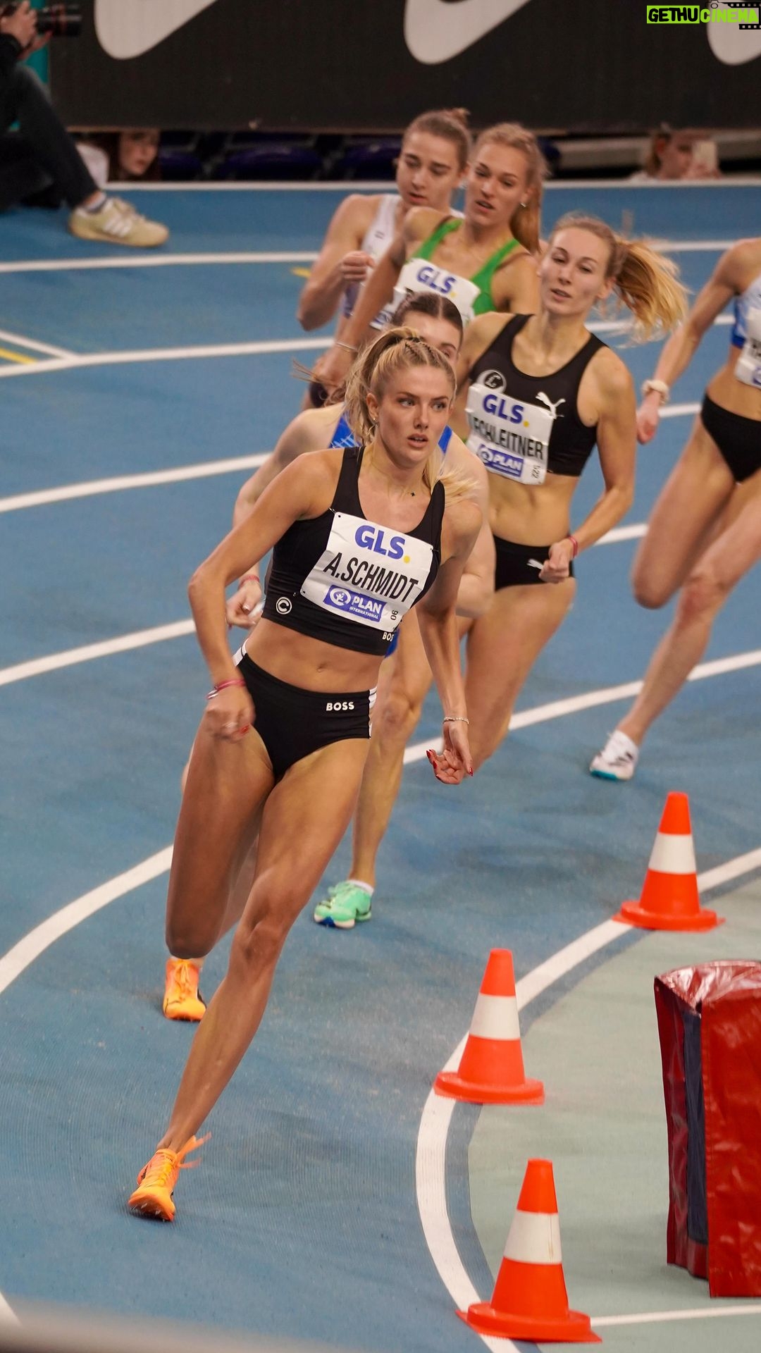 Alica Schmidt Instagram - 🥈 at nationals over 400m 🙌🏼 More to come 🔥 📸 @fredirichter #trackandfield