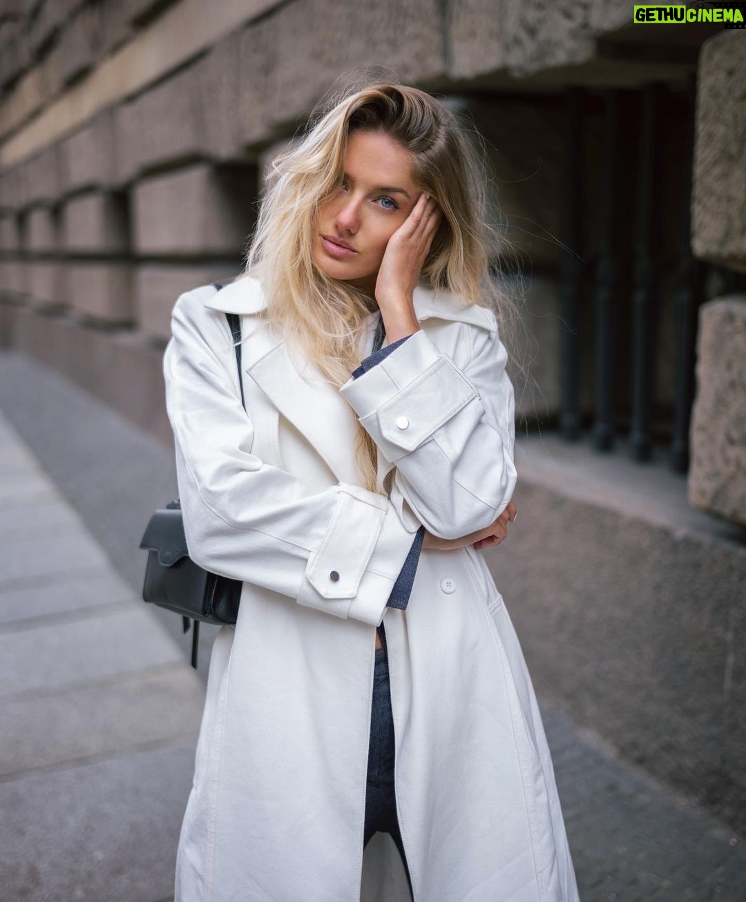 Alica Schmidt Instagram - Grateful for where I am at, excited about where I am going 🤞🏼 📸 @fredirichter