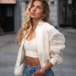 Alica Schmidt Instagram - Ad/ Life is a series of tiny miracles. Notice them ❤️ #Bosswatches #BeYourOwnBoss @boss