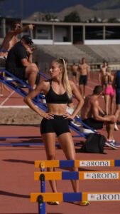 Alica Schmidt Instagram - Hurdle warm up 🙌🏼 #trackandfield #running