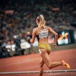 Alica Schmidt Instagram - One race left to finish off season 2022 💪🏼❤️‍🔥 📸 @diegomenzi #istaf #trackandfield #running Münchner Olympiastadion