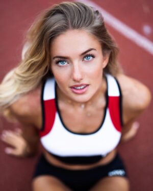 Alica Schmidt Instagram - Embrace the lows, the highs wouldn‘t exist without them. 
📸 @fredirichter 

#portraitphotography #trackandfield #portrait #portraitfotografie #portrait_vision #portrait_shots #portraitphotography