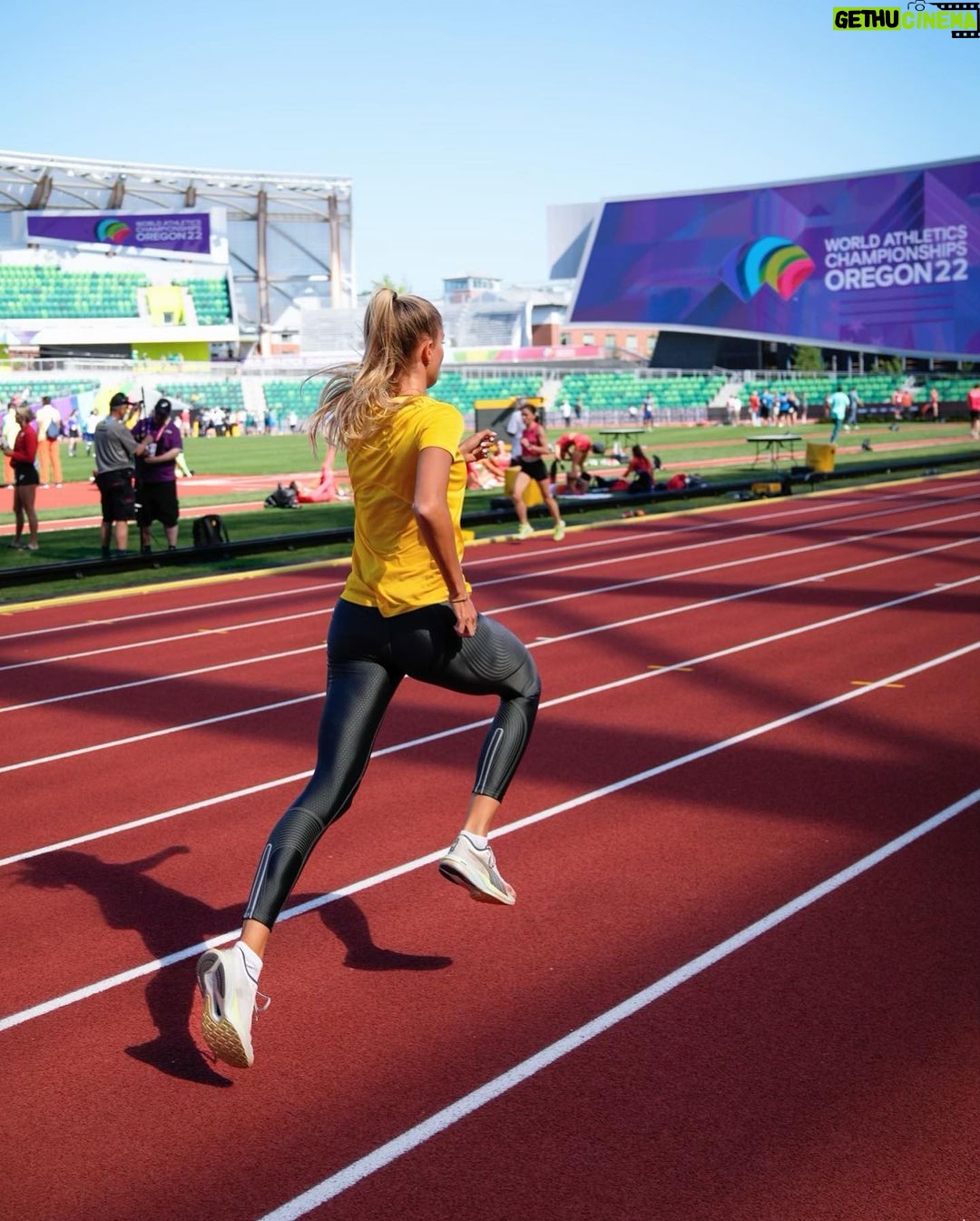 Alica Schmidt Instagram - Itβs about time π― 4x400m mixed relay today 11:56 πΊπΈ and 20:56 π©πͺ @sportschau @ard πΈ @karl.beb #trackandfield #worldchampionships Eugene, Oregon