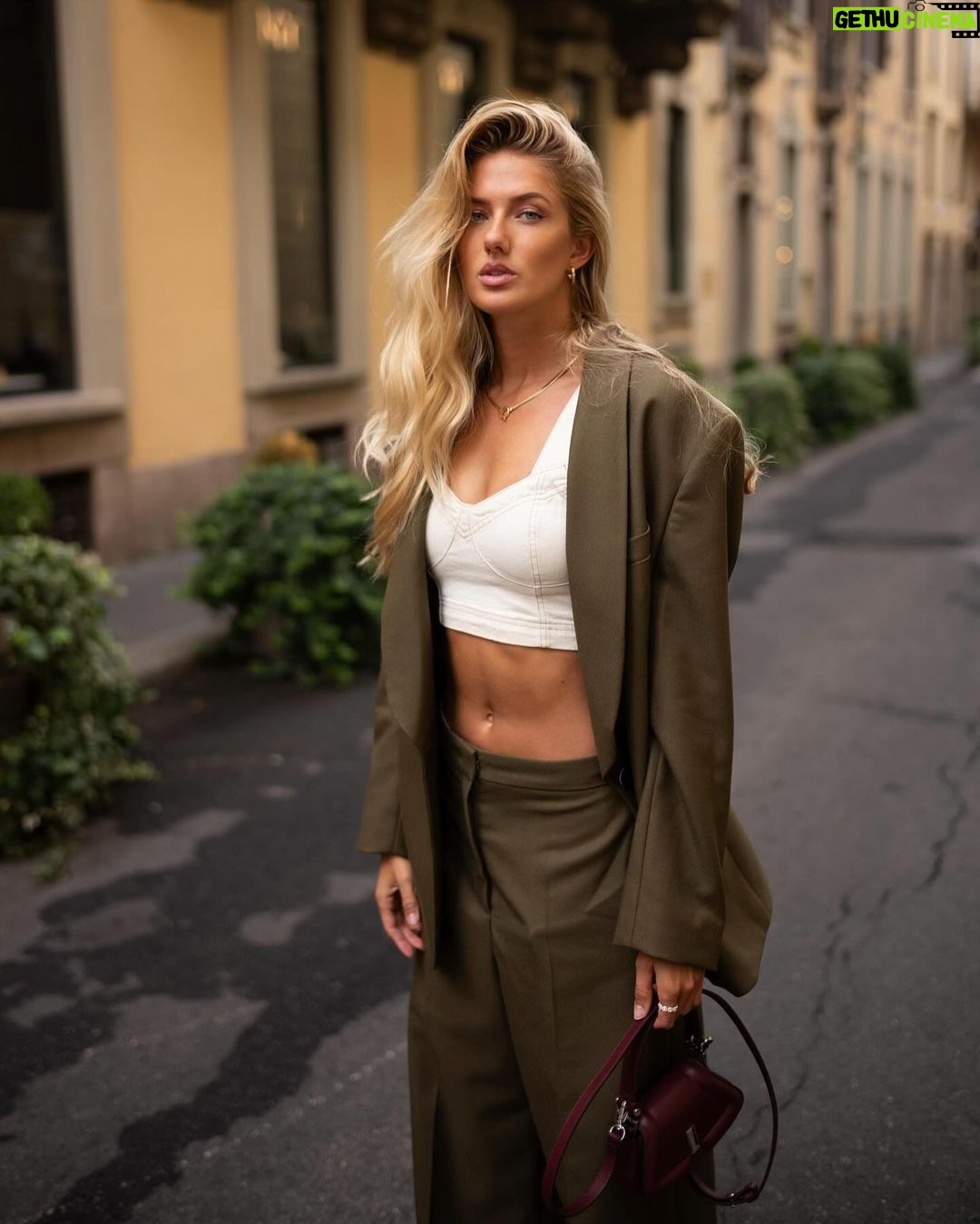 Alica Schmidt Instagram - Throwback to Milan🩶 📸 @fredirichter