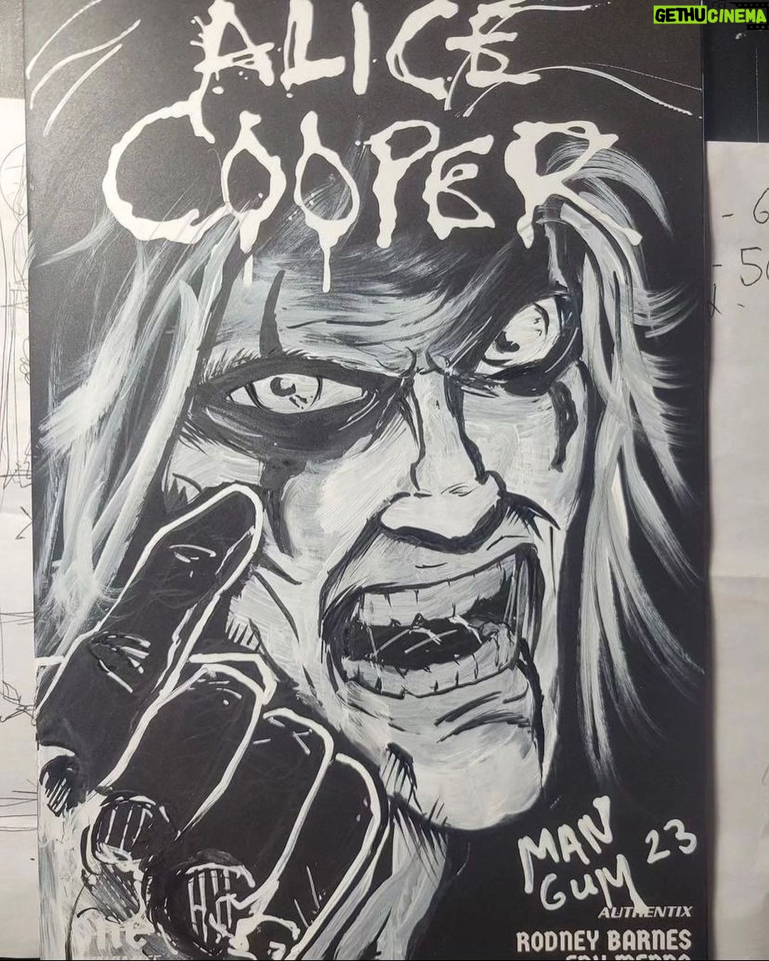Alice Cooper Instagram - Saturdays are for #SickThings… 📸: @the_gabriel_mangum @sandys_lovelyart