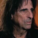 Alice Cooper Instagram – “Everybody is just best friends”