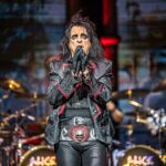 Alice Cooper Instagram - When I walk in the door There'll be no place to hide 📸 Alive Coverage