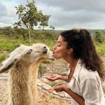 Aline Campos Instagram - Sobre um dia nublado perfeito, vibrando mto AMOR 💜🙏🏾 @paradiseranchbrasil Chapada dos Veadeiros