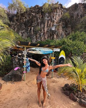 Aline Campos Instagram - Cores e sabores de Noronha 💜✨