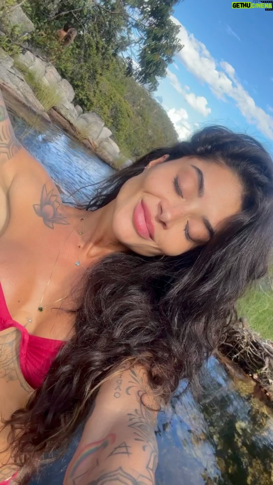 Aline Campos Instagram - quem já foi?🤎 escreve aqui o que mudou na sua vida depois dessa viagem!✨🧚🏽♀️ #tbt