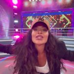 Aline Campos Instagram - Hoje, no @domingao tive a honra de participar brevemente de uma homenagem pra um cara que sou mt grata e tenho um enorme carinho: Fausto Silva!🙏🏾👏🏾🖤 Foi no programa dele o de tudo começou pra mim na tv, onde aprendi a fazer ao vivo e me virar nos 30. 💪🏾 A batalha do Lip Sync de hj vai ser uma linda homenagem pro Faustão e pro nosso eterno Gugu, e seus filhos @joaosilva e @joaoaugustoliberato mandaram ver com apresentações cheia de AMOR!🖤🙏🏾 Preparem-se pra MUITA EMOÇÃO!!😅 Liga agora a tv na Globo!!!👊🏾