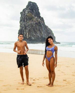 Aline Campos Instagram - Sim, Nathan ta gigante! 🩵  Além de cada dia mais lindo!🥰
E ele ter me autorizado postar essas fotos é um sinal de que muitas coisas estão mudando dentro desse adolescente de 13 anos tb🙏🏾🙌🏾 
Como eu amo ser mãe desse carioca marrento e puro coração! ✨ #OrgulhoDaMamãe #MeuNathan 
Ps: talvez ele odeie a legenda🙃😅 meio “cringe”