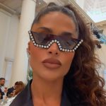 Aline Campos Instagram - Eu ia fazer legenda, mas arrastando pro lado eu falei um pouco sobre minha gratidão por ter sido homenageada com o @trofeuinfluenciadigital no âmbito “desenvolvimento pessoal”! 🦋 Que possamos entender cada vez mais a importância e responsabilidade da nossa influência pro crescimento em todos os níveis da nossa sociedade!🙏🏾👊🏾💜 Copacabana Palace, A Belmond Hotel