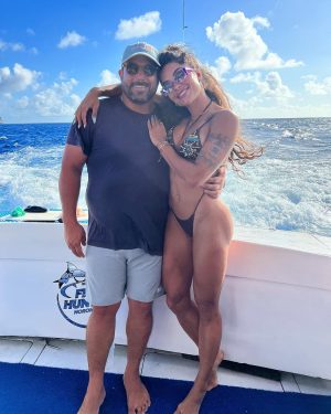 Aline Campos Instagram - Noronha e sua magia✨
Se vc sonha em ir, acredite nisso com força, pq vc vai materializar essa viagem única! Mas precisa acreditar de verdade e escolher vibrar sempre no AMOR. Assim vai ser mais fácil Noronha te escolher 🌺🦋

.
📸 @pedrinhodenoronha 🤎