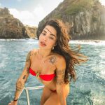 Aline Campos Instagram - Noronha e sua energia única ✨ Duvido vc escolher a foto mais linda✨💜 Fernando de Noronha