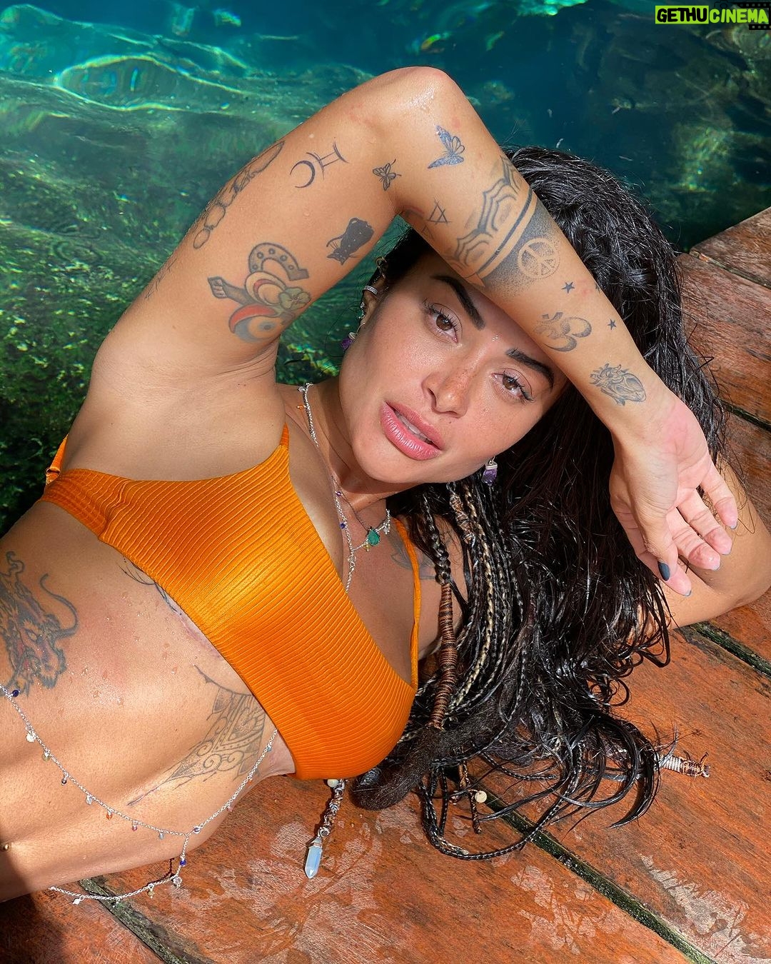 Aline Campos Instagram - saudade de Tulum. quem anima?!? #tbt