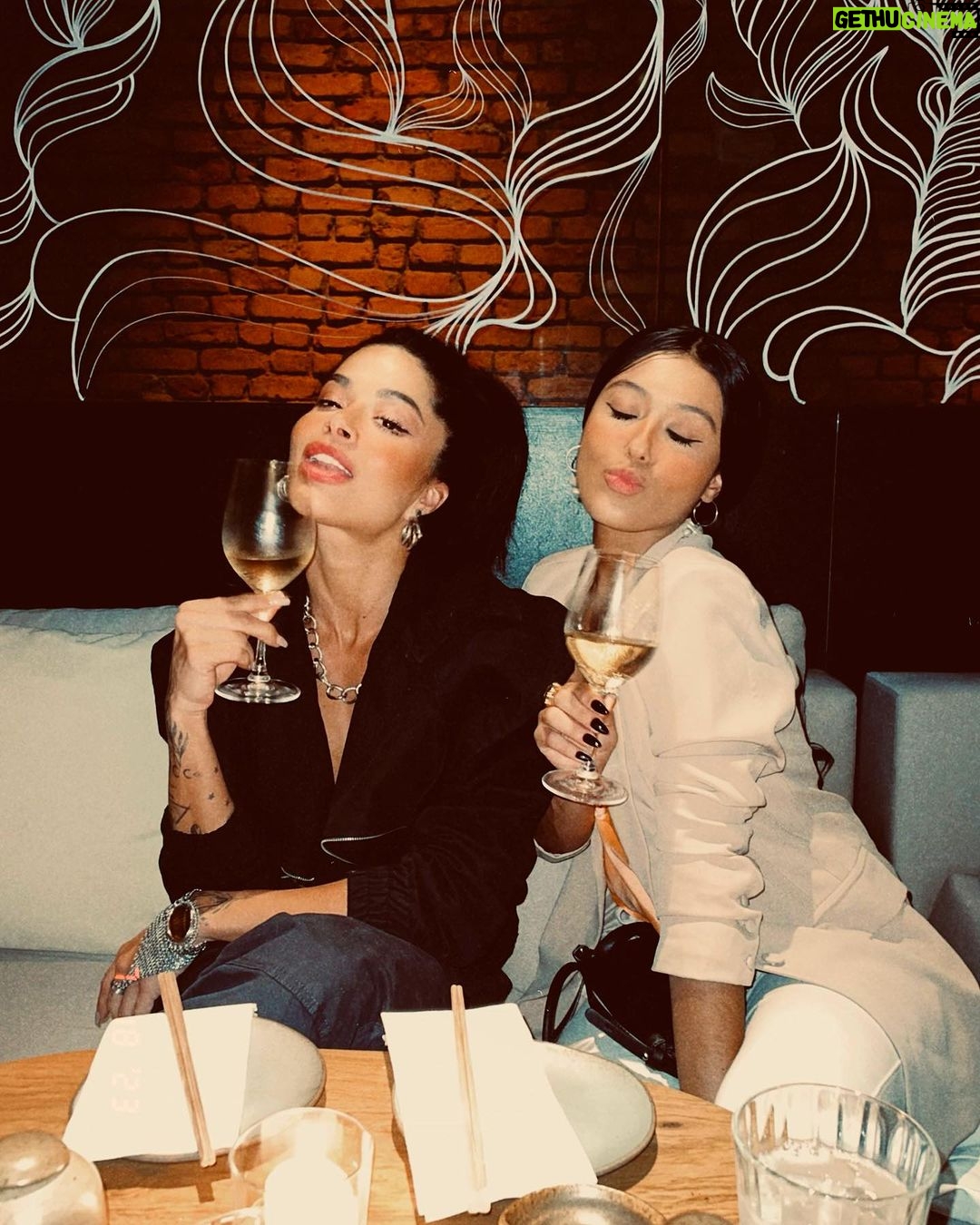 Aline Campos Instagram - nd a ver com nd, mas que deu vontade de postar😅😜