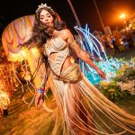 Aline Campos Instagram - Não podia estar finalizando esse ciclo melhor!! @reveillon.carneiros 🖤 Experiência mágica 🪄 Gratidão por tudo 2023🙏🏾✨ Praia De Carneiros