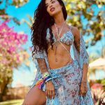 Aline Campos Instagram - Floresça 🌼🌸🌺 . 📸 @neuronha Praia De Carneiros