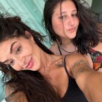Aline Campos Instagram - Última “dancinha” do ano com minha caçulinha amada 💜 💃🏽 @julia.nucara