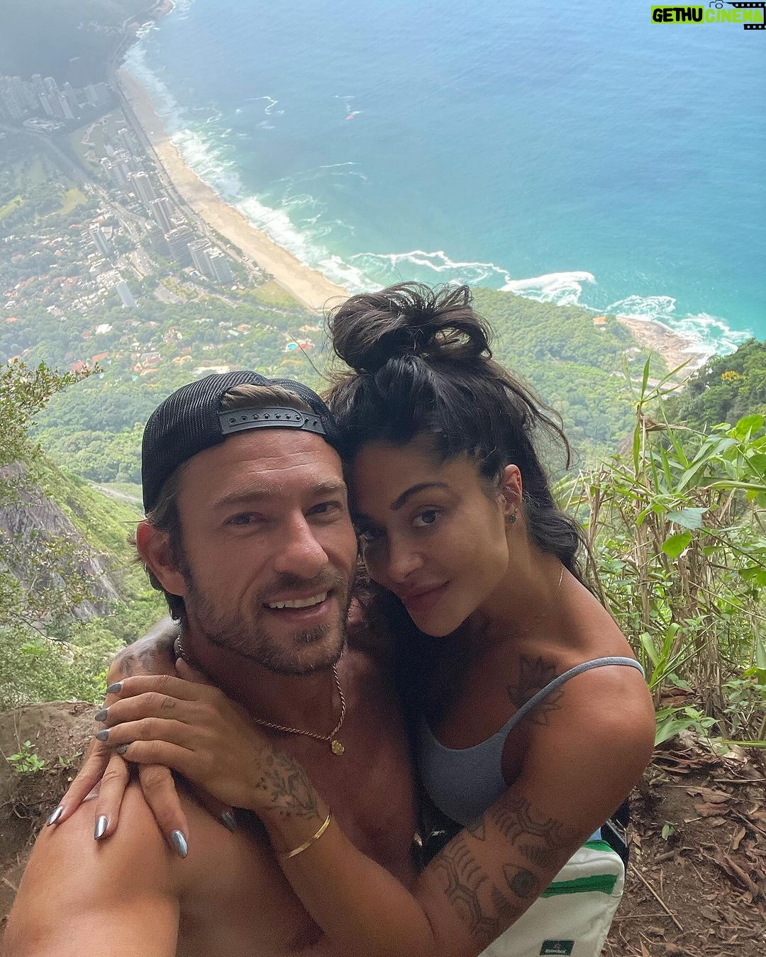 Aline Campos Instagram - Uma das minhas trilhas favoritas 🥾🌳🐾 Já foi? #GargantaDoCeu #RJ Rio de Janeiro, Rio de Janeiro