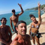 Aline Campos Instagram - Garopaba e toda sua natureza abundante e acolhedora 🩵🍃☀️ Mostrei o rolê perfeito de hj nos stories!! Só agradeço!🙏🏾 Praia do Ouvidor