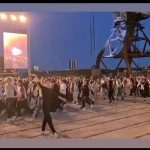 Alisher Morgenshtern Instagram – Для меня концерты – секс.
Иногда нежный и чувственный, иногда жесткий и грубый, но одно остается неизменным – любовь. Ибо секс без любви идёт нахуй. Я чувствую вас, вы меня, мы соединяемся в одно потное целое, и нами правят только чувства и животные инстинкты. Благодаря вашим счастливым, орущим ебальникам, я чувствую, что в каждом уголке планеты у меня есть дом. Потому что дом это не бетонная коробка, а люди. Так сложилось, что Бог наделил меня бесконечной ебанутой энергией, а я считаю своей миссией дарить ее вам. Нести сумасшествие в ваш скучный, серьезный мир. До встречи на очередном празднике безумия, едем дальше 🌍
ph: @gravis.visuals Riga, Latvia