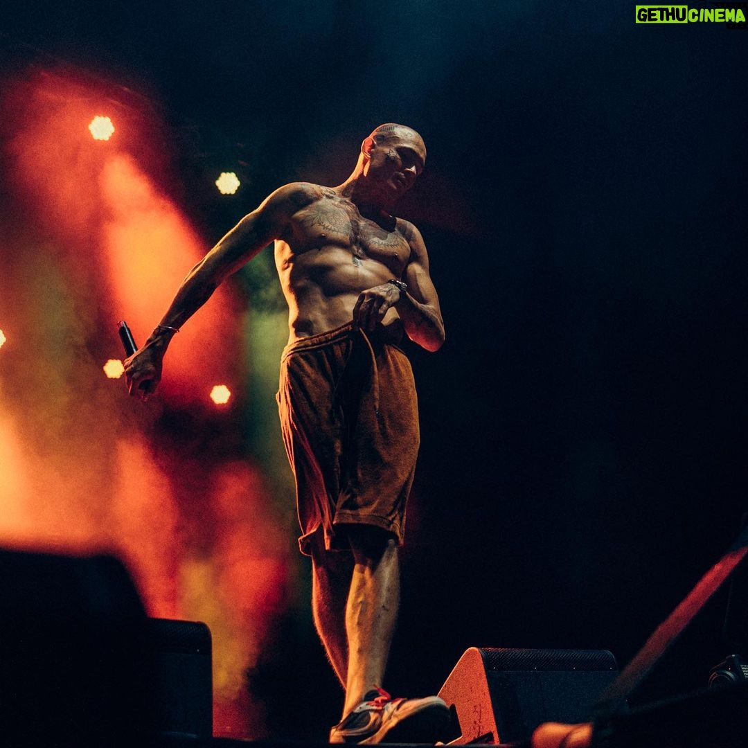 Alisher Morgenshtern Instagram - опять машину на сцену вытащил ph: @ddavydovphoto Мышца (село)