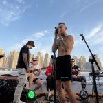 Alisher Morgenshtern Instagram - сегодня ровно 4 года с нашего первого концерта с пацанами, решили что теперь наша очередь заказать моргенштерна на корпорат. люблю, пацаны, путь от маленькой гримерки Краснодара до яхты был веселым, плывем дальше потом по привычке дали корпорат для музыкантов @artur_matur @abberian @pavelshkil @underoathov @aziz.aminovich Корпоратекс