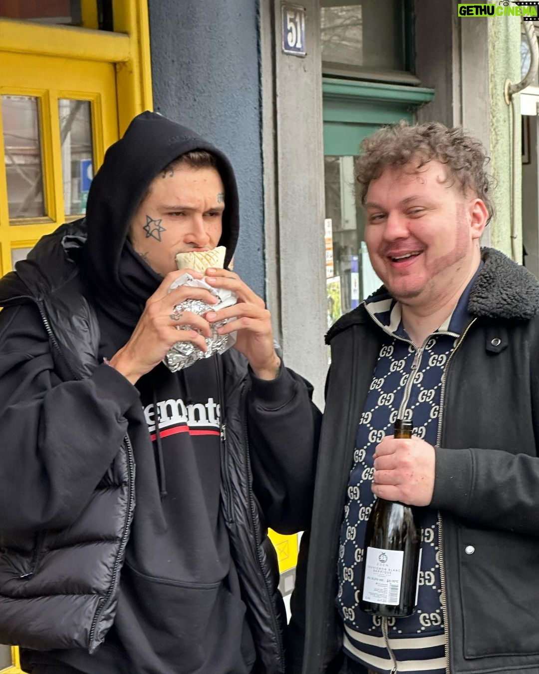 Alisher Morgenshtern Instagram - Beograd 2024 馃嚪馃嚫馃挄 小锌邪褋懈斜芯, 小械屑褜褟 馃珎 Belgrade, Serbia