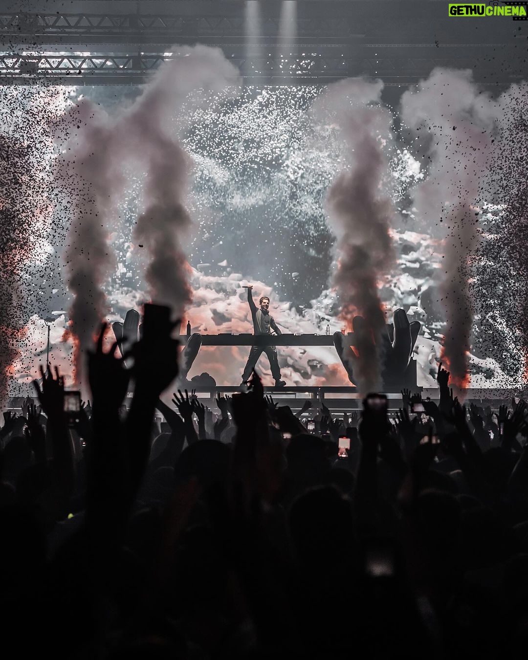 Alok Instagram - Meu retorno ao Brasil e a primeira edição 2024 do meu show especial “Alok Infinite Experience” @alok.aie será em Sorocaba (SP)! ❇️ Abertura das vendas amanhã (05/03) ao meio-dia. Todas as infos em uzna.com.br e @uzna.oficial ❇️ My label @alok.aie is returning with me to Brazil after a few shows last summer in Europe 🇧🇷