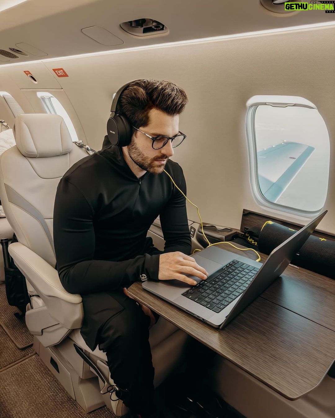 Alok Instagram - 03.01 - Montreal π¨π¦ @newcitygas 03.02 - Las Vegas πΊπΈ @marqueelv 03.07 - Las Vegas πΊπΈ @hakkasannightclub 03.08 - New York πΊπΈ @marqueeny 03.09 - Miami πΊπΈ @livmiami Ticket link in BIO