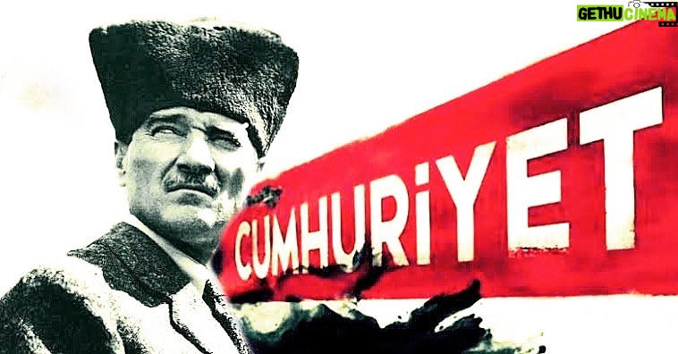 Alperen Duymaz Instagram - 29 Ekim Cumhuriyet Bayramımız kutlu olsun, hep yaşasın. Nicesini görelim 🇹🇷