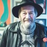 Alperen Duymaz Instagram - Işıklar içinde uyu büyük usta…