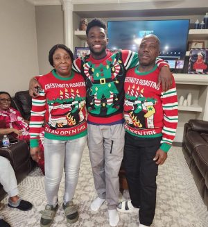 Alphonso Davies Instagram - Merry Christmas!🎄