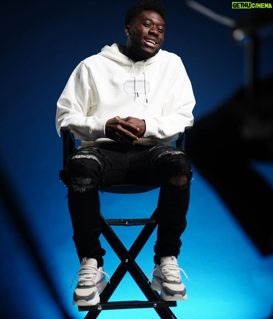 Alphonso Davies Instagram - Life is more enjoyable when you do it with a smile 😊 Munich, Germany