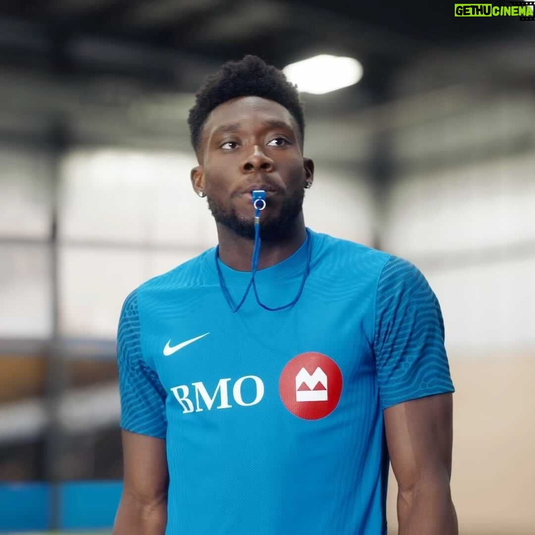 Alphonso Davies Instagram - I’m on official half-time snack duty with @bmocanada 🍊 #BMOGrowTheGame #BMOPartner #AD19⚡️