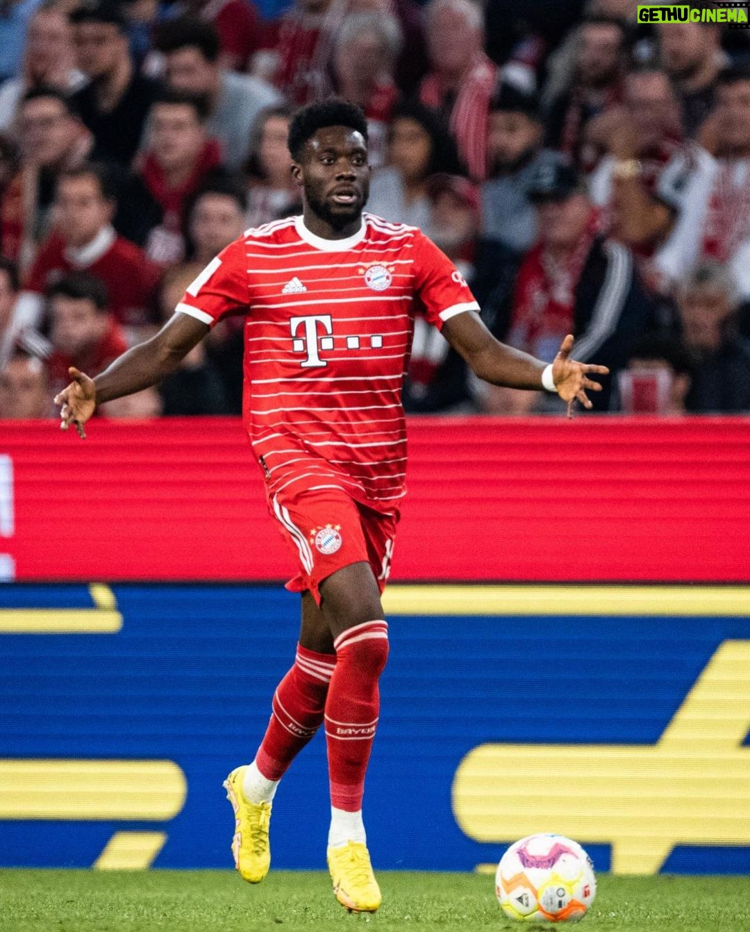 Alphonso Davies - 264.9K Likes - Important win tonight 💪🏾 #AD19⚡️ be