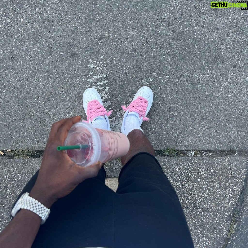 Alphonso Davies Instagram - Even though I am in the sneaker world, I am very diverse with it. Munich, Germany