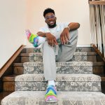 Alphonso Davies Instagram - Catching a vibe with the @crocs Spray Dye clogs 🤩 #CrocsAd #CrocsAmbassador #AD19⚡️