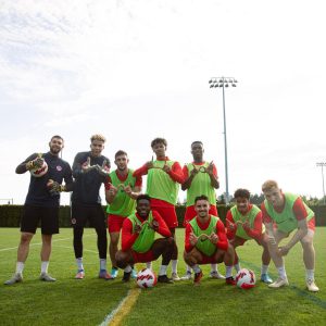 Alphonso Davies Instagram - Great to be back with the boys 😁#AD19⚡️
