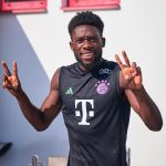Alphonso Davies Instagram - ✌🏾⚽️ #AD19⚡️ Munich, Germany