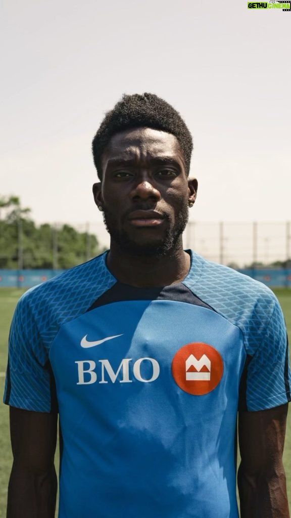 Alphonso Davies Instagram - We pulled up. We’re laced up. And we’re ready to grow the game of soccer. Had a blast at the @bmocanada youth soccer clinic with these young legends 🌟 #BMOGrowTheGame #BMOPartner
