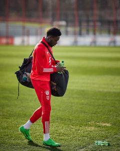 Alphonso Davies Instagram - 🙏🏾 #AD19⚡️