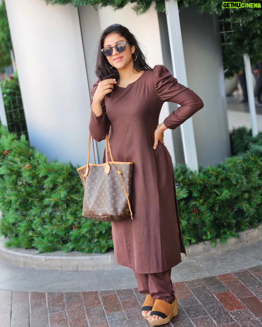 Alya Manasa Instagram - Thanks @m_lady_couture for a new trending Outfit for this new year 2024 Thank u 💓 so much bcoz my dms are flooded with complements that Outfit is so trending & Classy All Thanks to @m_lady_couture If u guys want to match ur handbag then customization of color can also be done ..nd perfect stitching which gives me super shape Follow @m_lady_couture for best dresses for ur festive seasons