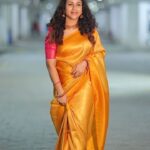 Alya Manasa Instagram - Share this with a 'beautiful bride to be ' Anika Is celebrating their 6 th anniversary this month & as you all might know they have such amazing collections , I'm wearing a beautiful banarasi saree from their collection, follow @anika_online_store