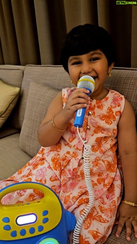 Alya Manasa Instagram - Enga veetu super singer 🤪
